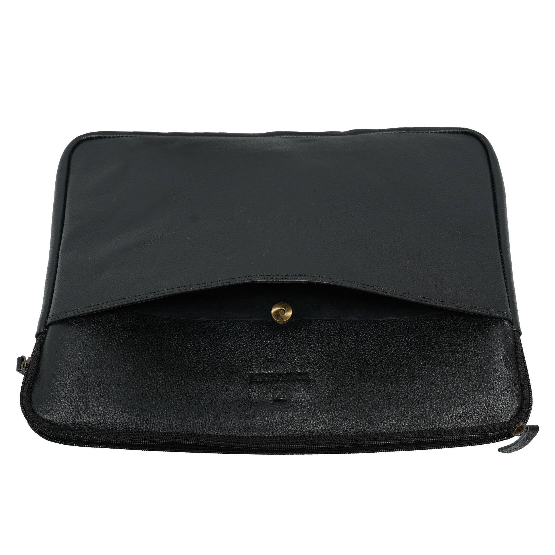 leder laptop hulle schwarz vorderansicht mit geoffnetem knopf
